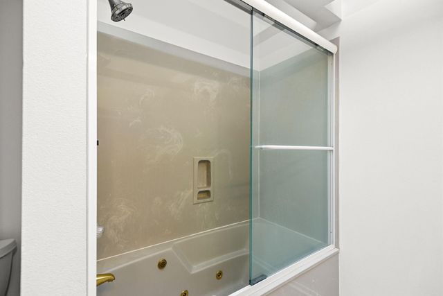 83 Lake Lorraine Circle, Shalimar, FL 32579