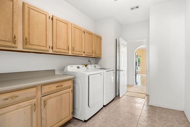 83 Lake Lorraine Circle, Shalimar, FL 32579