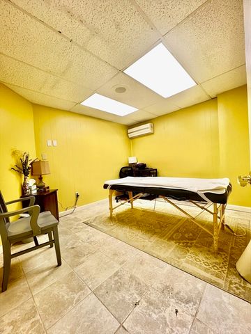 100 Worcester Rd., Charlton, MA 01507