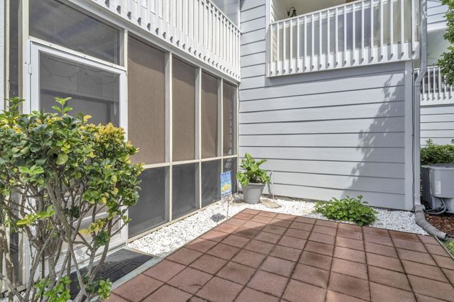 288 Ellis Road UNIT 114, Miramar Beach, FL 32550