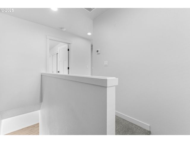 475 Ne ELLIOTT Ave, Gresham, OR 97030