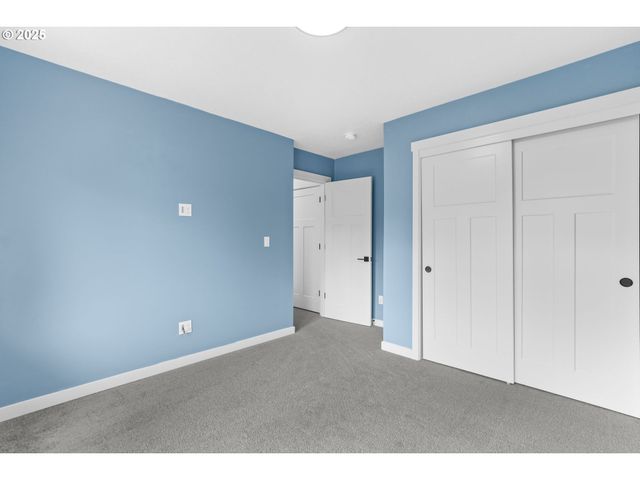 475 Ne ELLIOTT Ave, Gresham, OR 97030