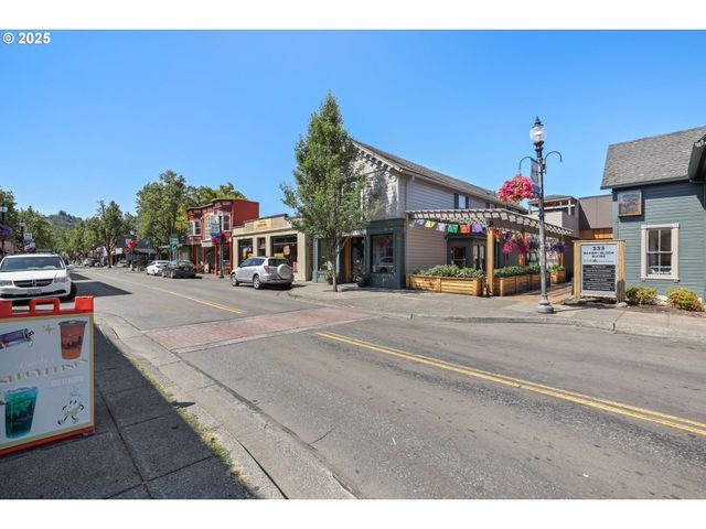 475 Ne ELLIOTT Ave, Gresham, OR 97030