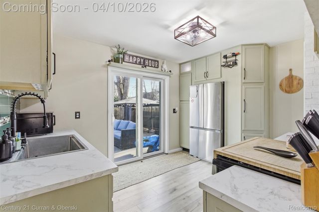 1510 Jewell Street, Ferndale, MI 48220