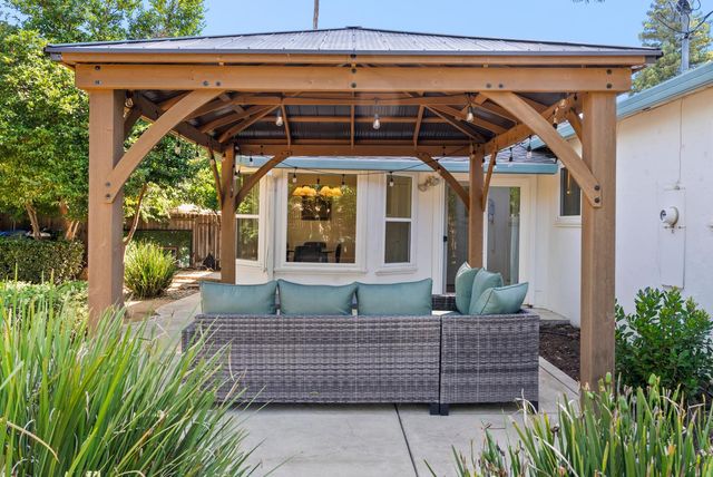 10444 Hartford Ct, Rancho Cordova, CA 95670