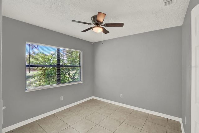 1220 MORIN STREET B, Eustis, FL 32726