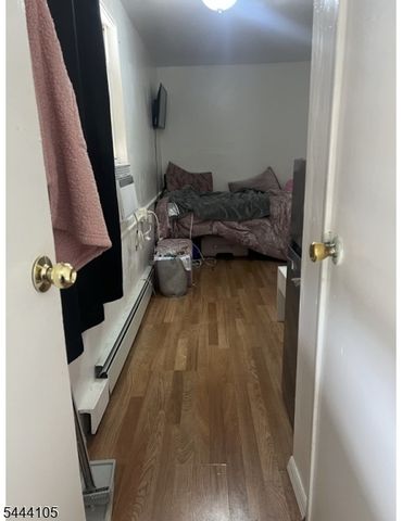 124 South St, Passaic City, NJ 07055