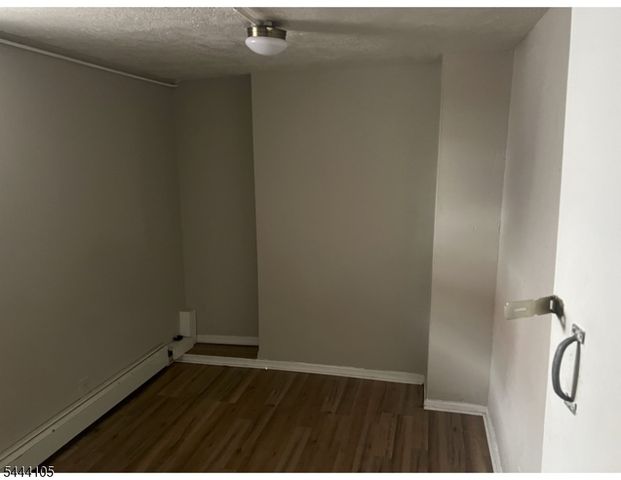 124 South St, Passaic City, NJ 07055