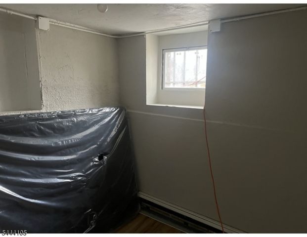 124 South St, Passaic City, NJ 07055