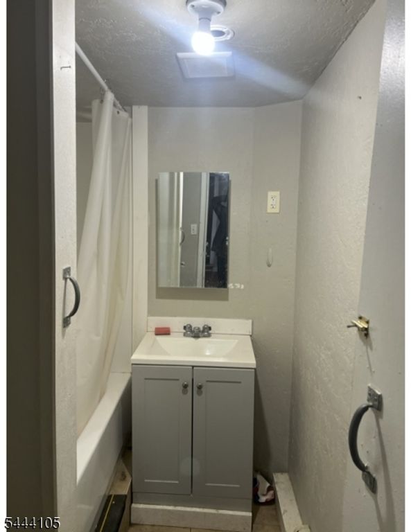 124 South St, Passaic City, NJ 07055 — photo 3
