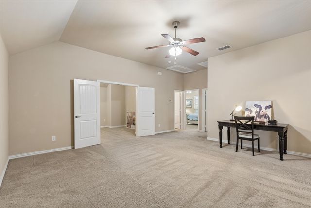 6844 San Luis Trail, Fort Worth, TX 76131