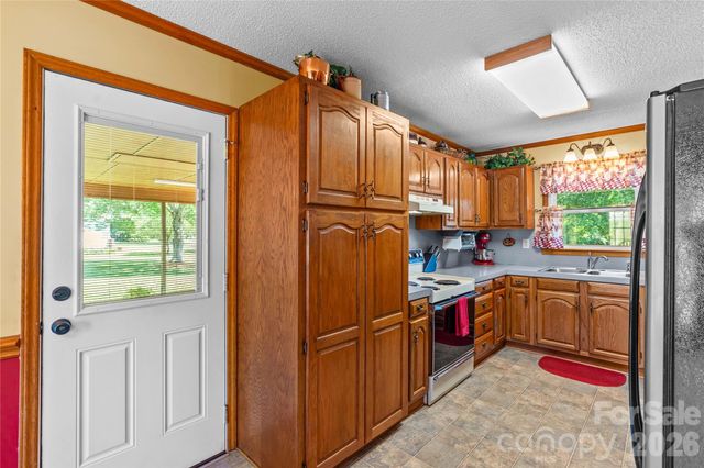 158 Bonnie Lane, Statesville, NC 28625
