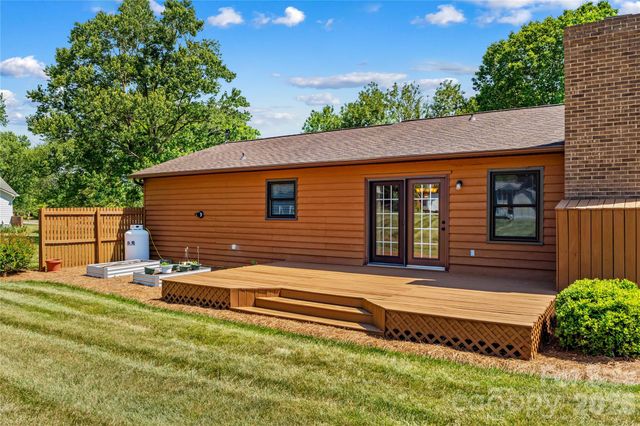 158 Bonnie Lane, Statesville, NC 28625