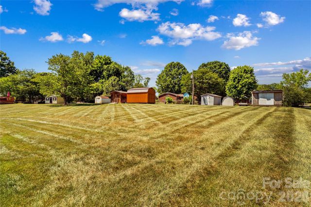 158 Bonnie Lane, Statesville, NC 28625