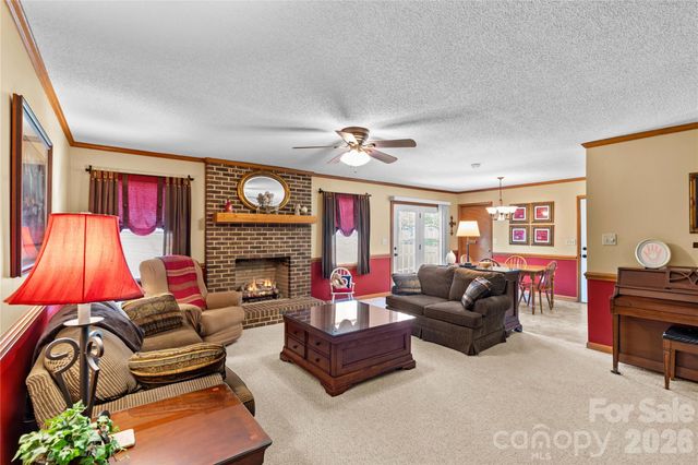 158 Bonnie Lane, Statesville, NC 28625