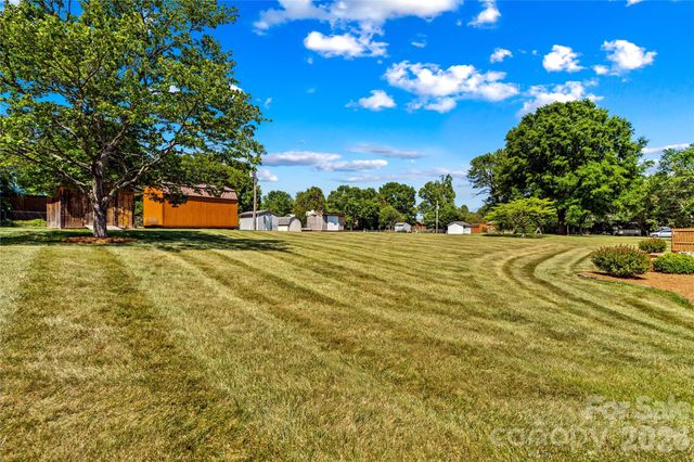 158 Bonnie Lane, Statesville, NC 28625