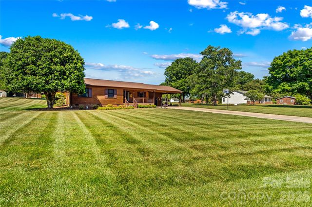 158 Bonnie Lane, Statesville, NC 28625
