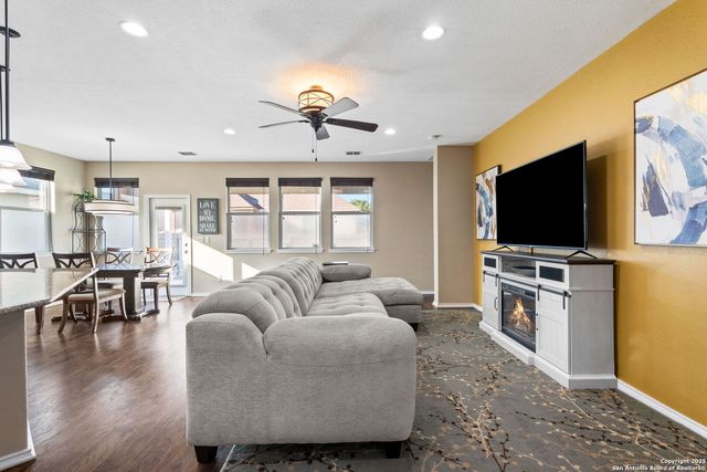 9919 Copper Rise, Converse, TX 78109