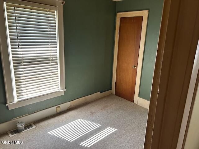 11 Marilou Street, Colonie, NY 12205