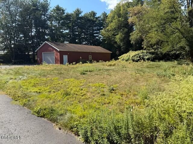 11 Marilou Street, Colonie, NY 12205