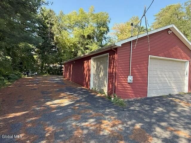 11 Marilou Street, Colonie, NY 12205