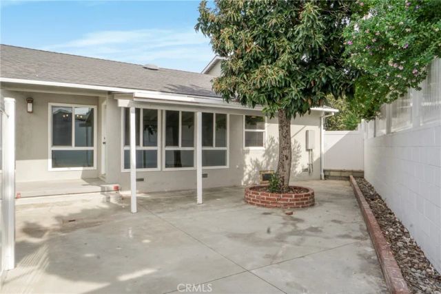 7909 Aldea Avenue, Lake Balboa, CA 91406