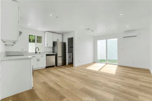 7909 Aldea Avenue, Lake Balboa, CA 91406