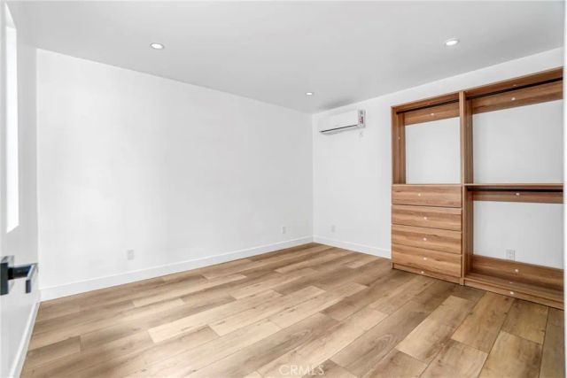 7909 Aldea Avenue, Lake Balboa, CA 91406