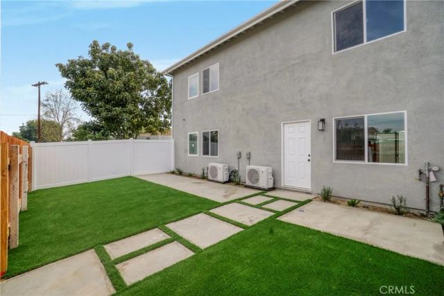 7909 Aldea Avenue, Lake Balboa, CA 91406