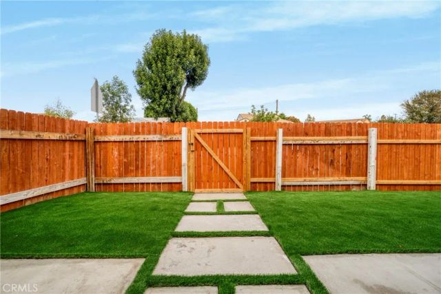 7909 Aldea Avenue, Lake Balboa, CA 91406