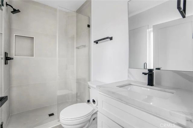 7909 Aldea Avenue, Lake Balboa, CA 91406