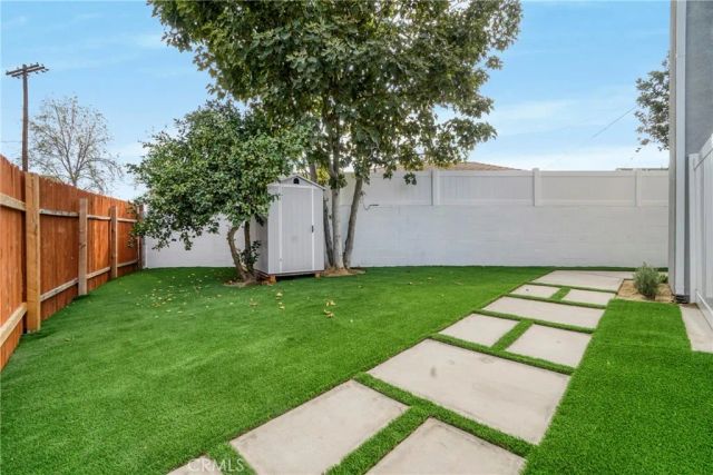 7909 Aldea Avenue, Lake Balboa, CA 91406