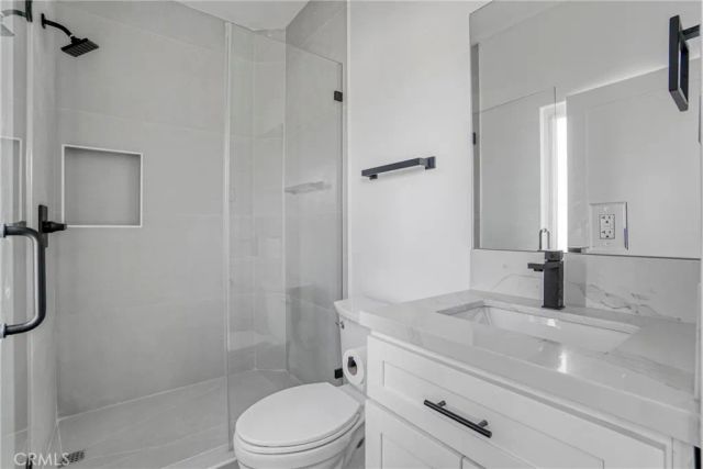 7909 Aldea Avenue, Lake Balboa, CA 91406