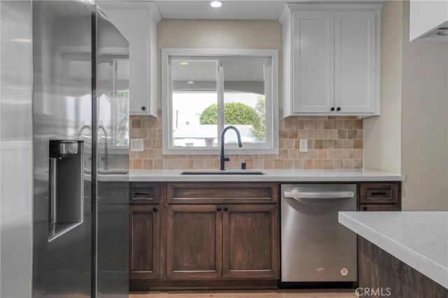 7909 Aldea Avenue, Lake Balboa, CA 91406