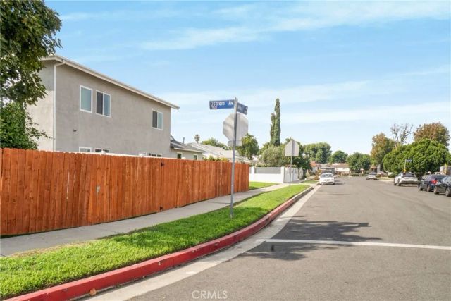 7909 Aldea Avenue, Lake Balboa, CA 91406