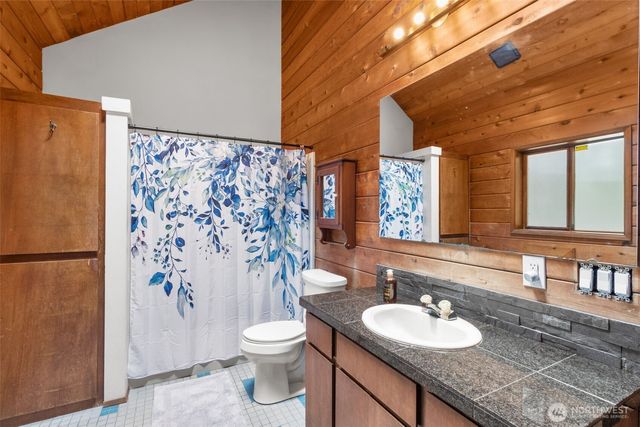 6205 255th Street Ct E, Graham, WA 98338