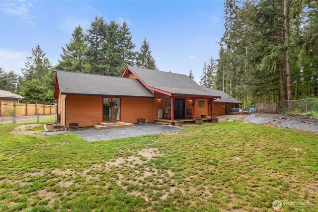 6205 255th Street Ct E, Graham, WA 98338