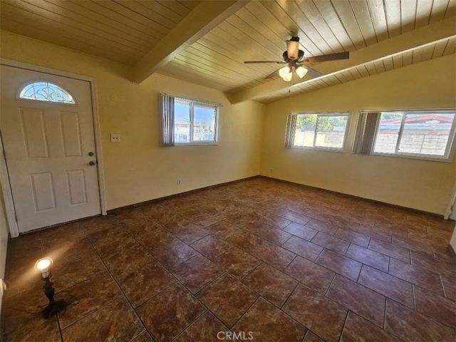 13084 Vaughn, San Fernando, CA 91340