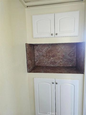 13084 Vaughn, San Fernando, CA 91340