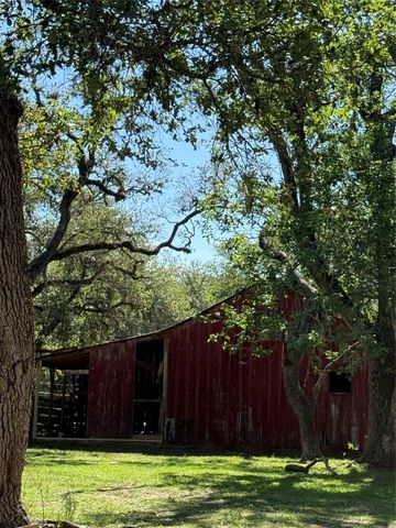 1222 Cr 2152, Rock Island, TX 77470