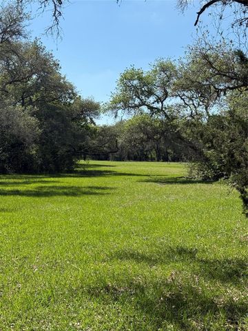1222 Cr 2152, Rock Island, TX 77470