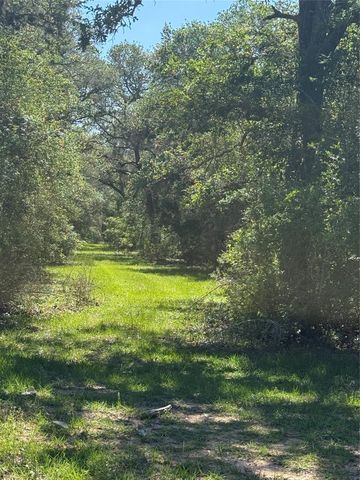 1222 Cr 2152, Rock Island, TX 77470