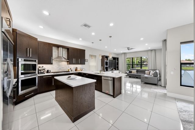 16829 Newark Bay Road, Delray Beach, FL 33446