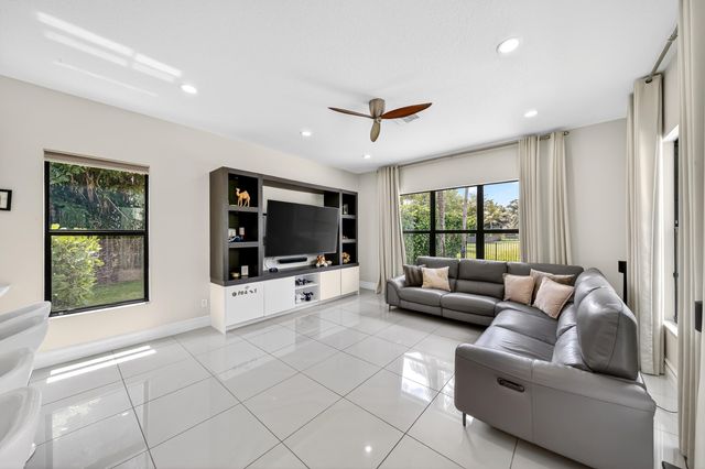 16829 Newark Bay Road, Delray Beach, FL 33446