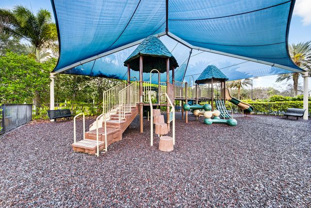 16829 Newark Bay Road, Delray Beach, FL 33446