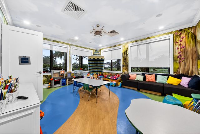 16829 Newark Bay Road, Delray Beach, FL 33446