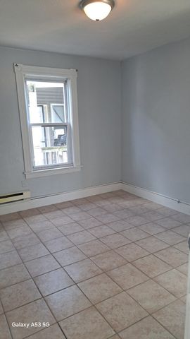 4 Plum St 3, Worcester, MA 01604