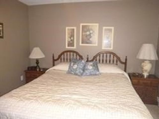 4 Plum St 3, Worcester, MA 01604
