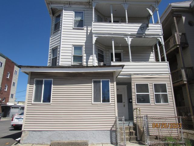 4 Plum St 3, Worcester, MA 01604
