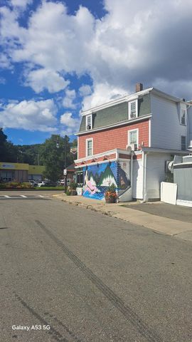 4 Plum St 3, Worcester, MA 01604